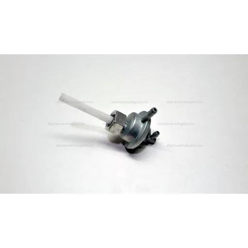 Benzincsap GY6 4T 50 / Honda Tact 4 ütemű kínai robogóhoz – robogó üzemanyag és levegő alkatrész, cikkszám: P00429