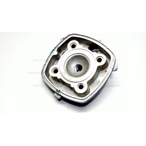 Hengerfej PIAGGIO NRG MC2 50ccm