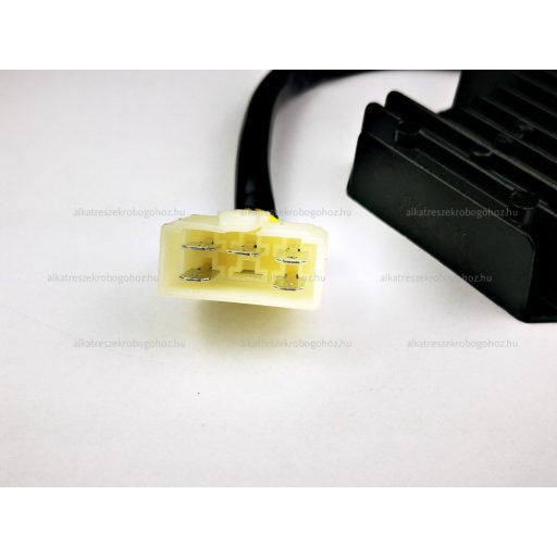 Feszültség szabályzó univerzális 5 vezetékes